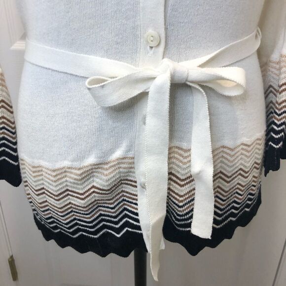 Trina Turk cream cardigan scalloped hem sweater - Picture 3 of 12